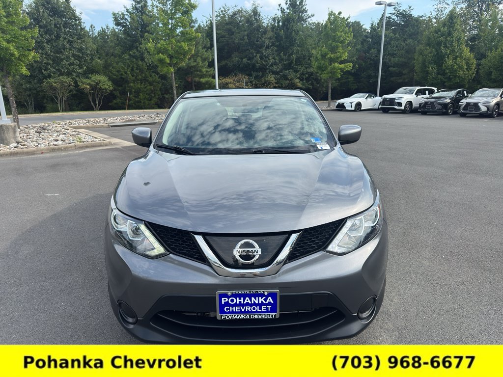 Used 2019 Nissan Rogue Sport S AWD/4WD image 2