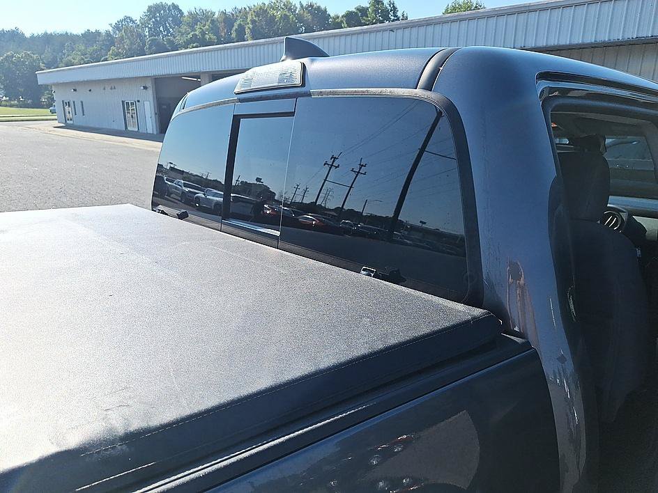 Used 2021 Toyota Tacoma SR5 RWD image 29