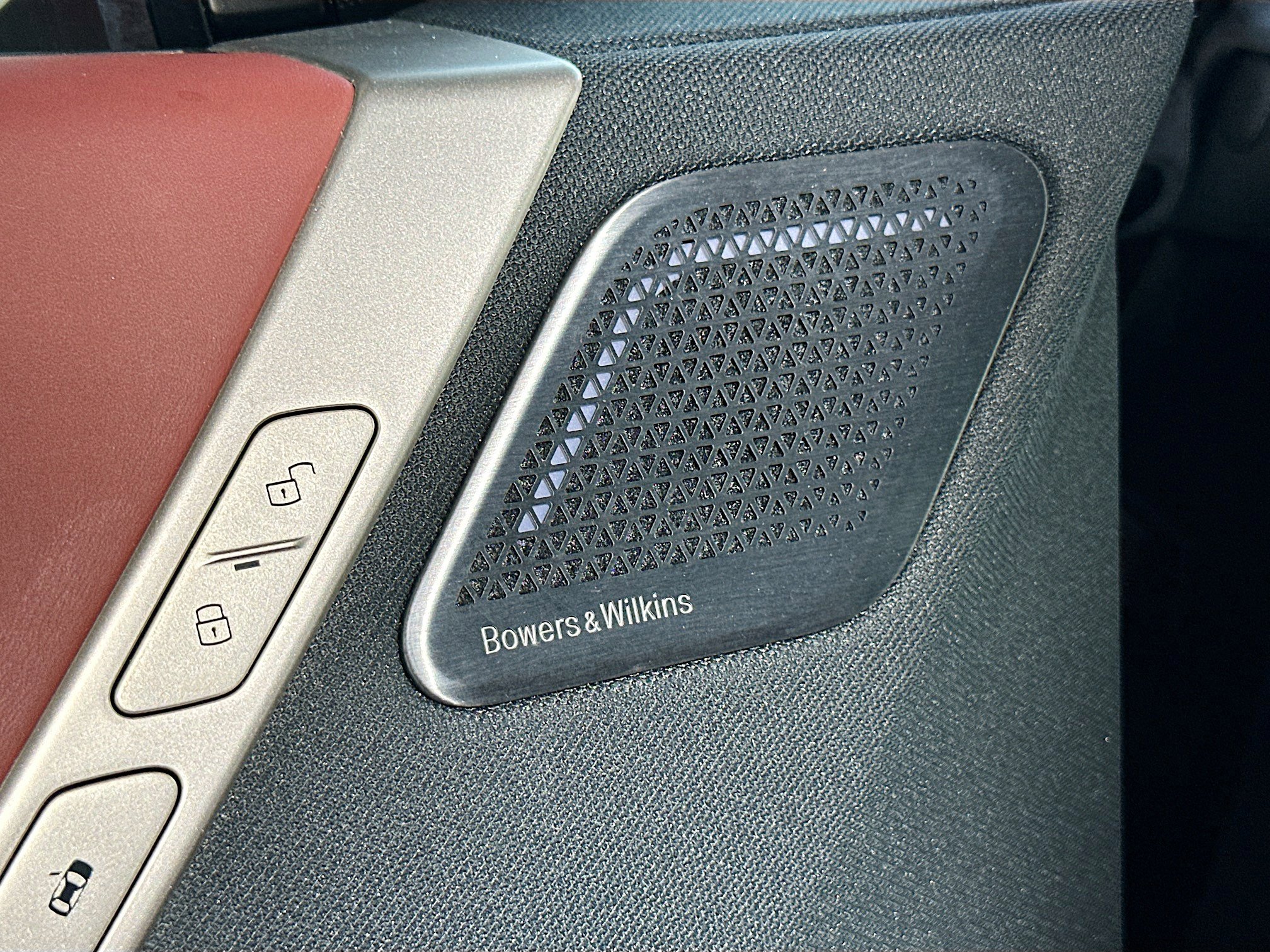 Certified 2022 BMW iX xDrive50 w/ Premium Package image 19