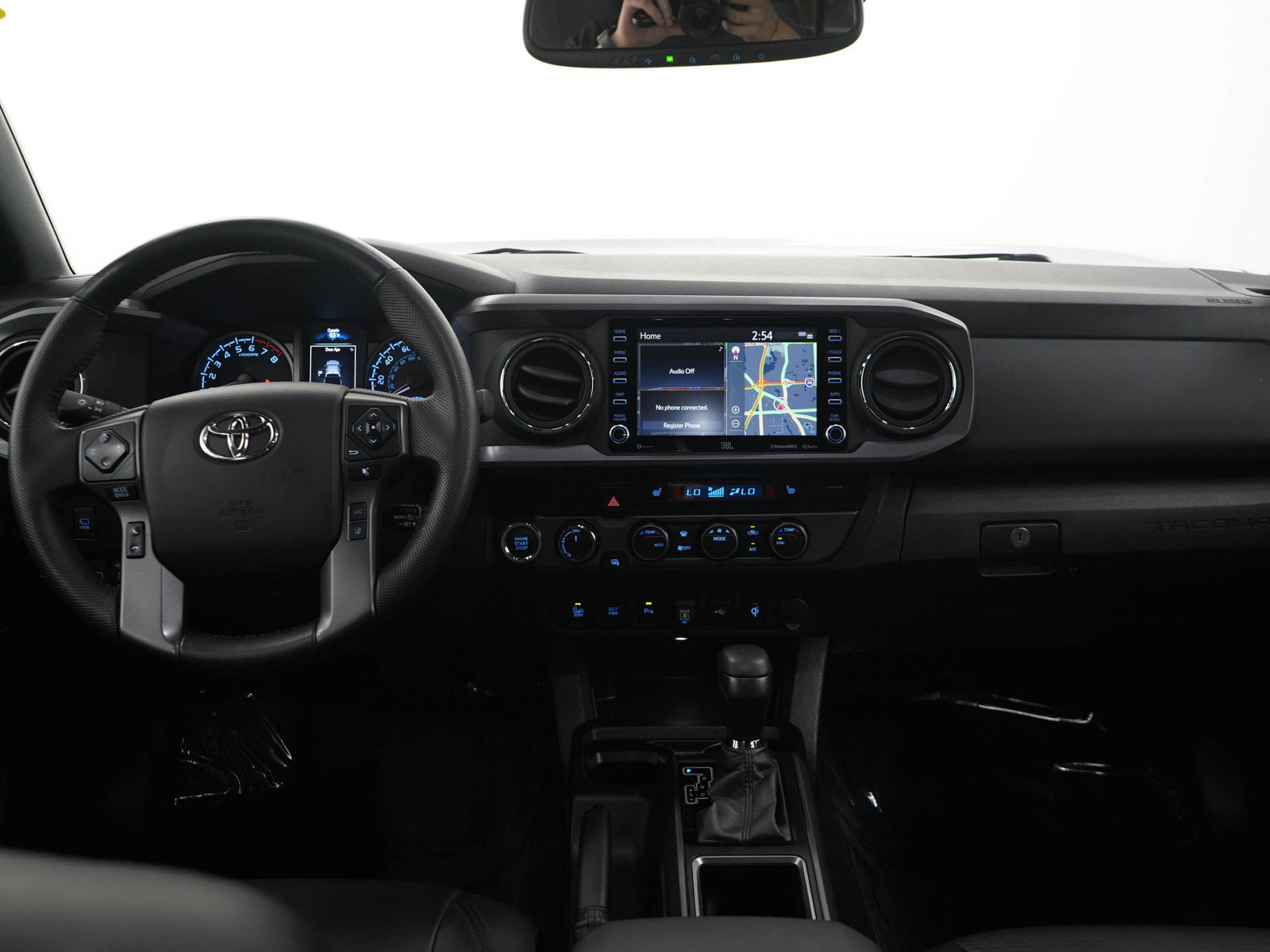 Used 2022 Toyota Tacoma TRD Off-Road w/ TRD Premium Off Road Package AWD/4WD image 16