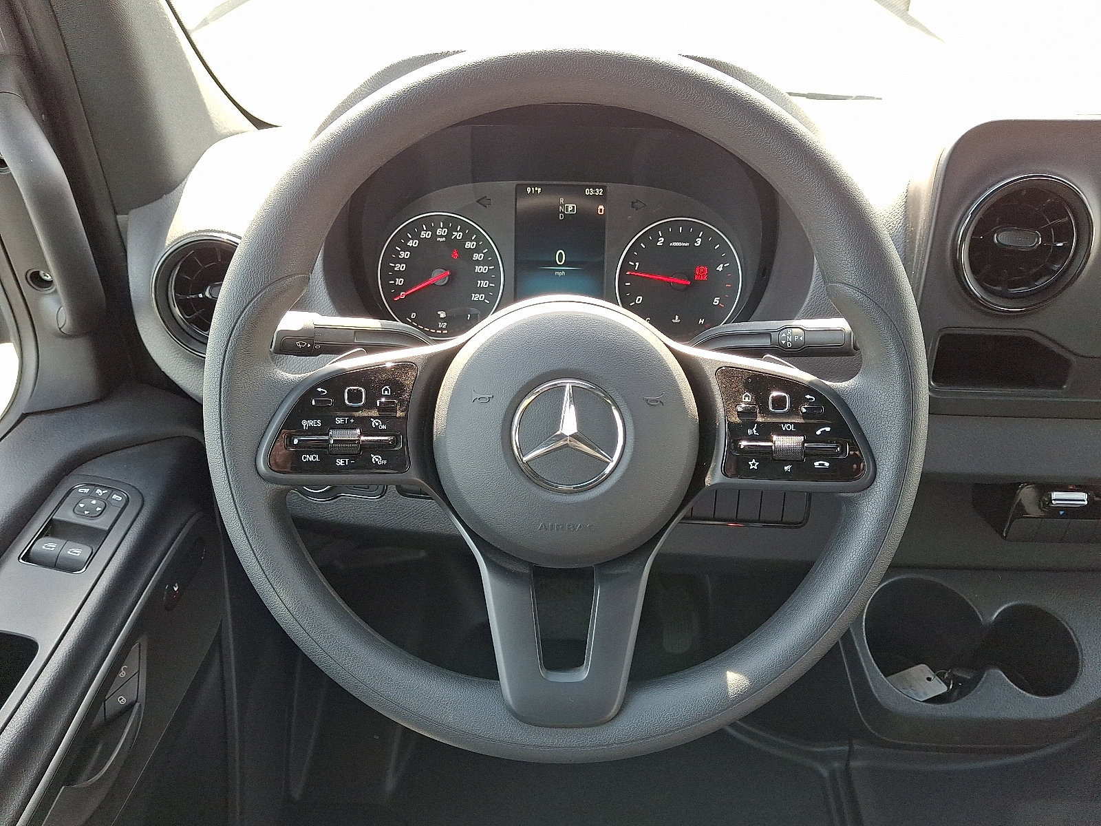 Used 2024 Mercedes-Benz Sprinter 2500 image 22
