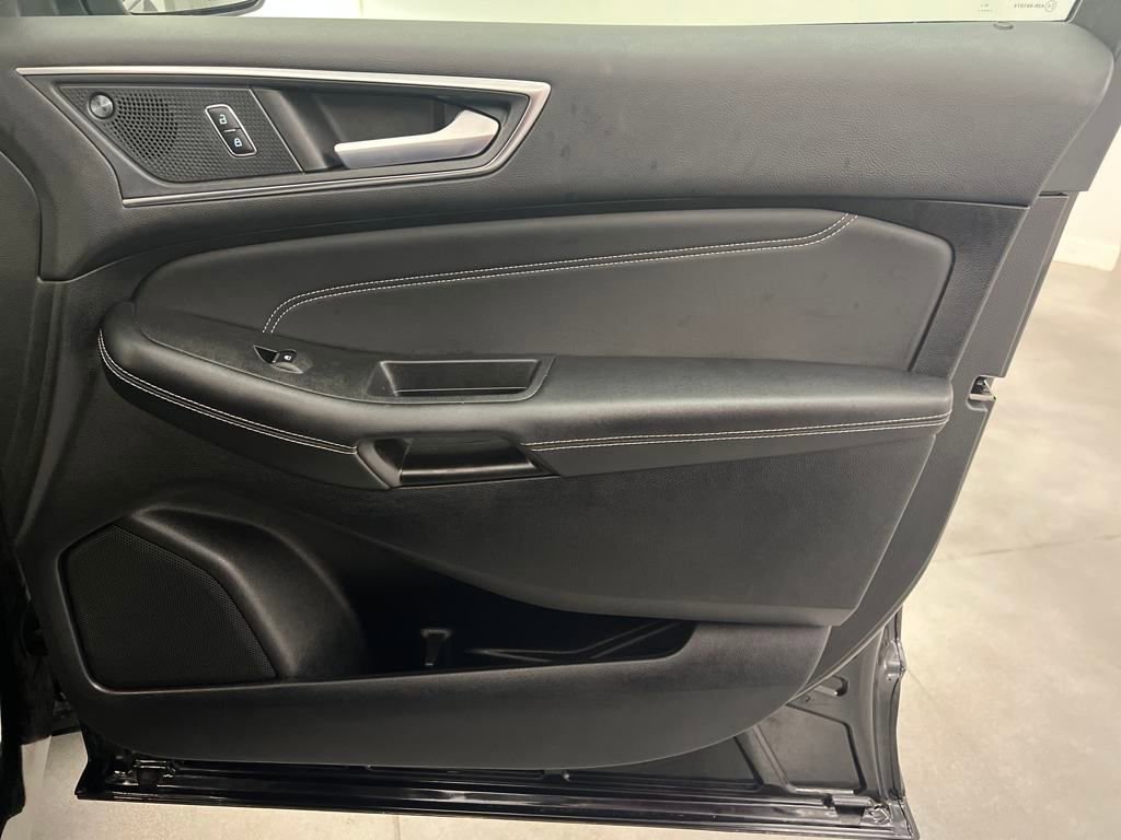 Used 2024 Ford Edge Titanium AWD/4WD image 24
