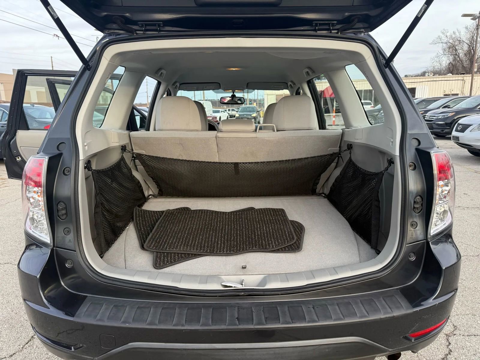 Used 2011 Subaru Forester 2.5X w/ Alloy Wheel Value Pkg image 11