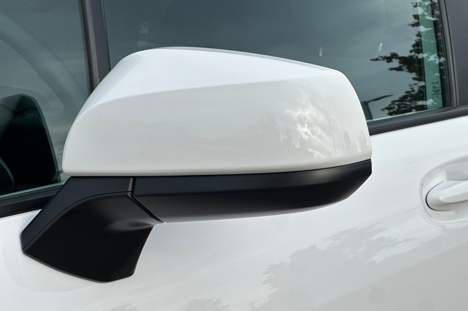 Certified 2026 Toyota Sienna LE FWD image 52