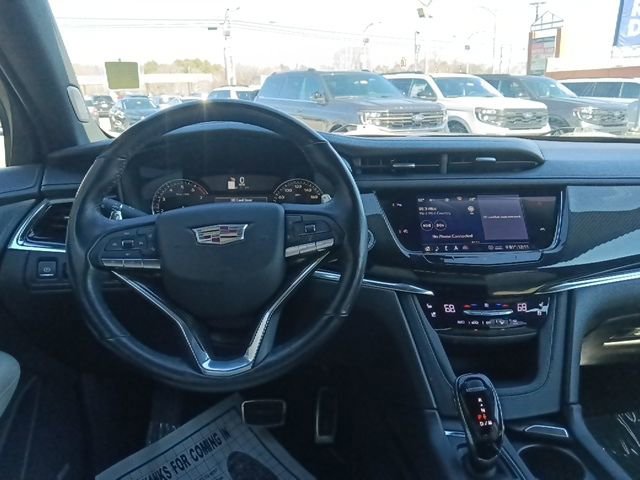 Used 2020 Cadillac XT6 Sport image 28