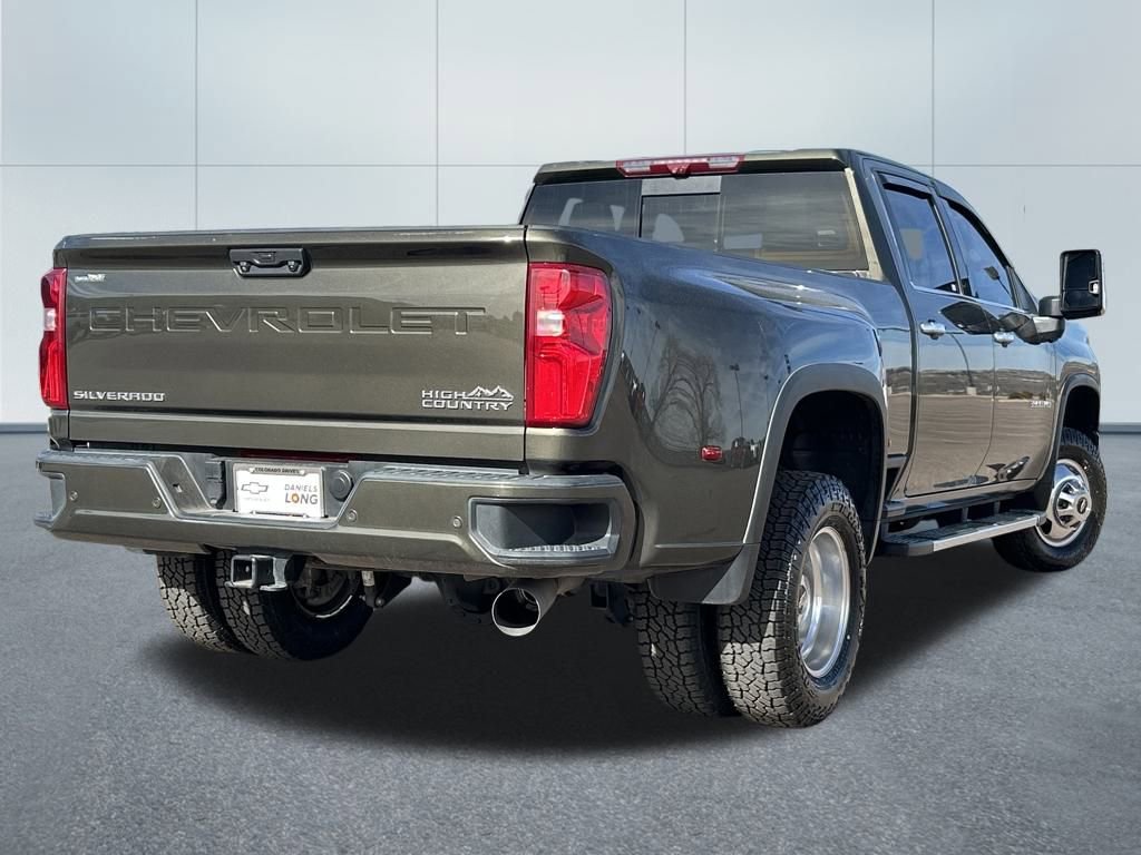 Used 2022 Chevrolet Silverado 3500 High Country w/ LPO, Hitch Package image 2