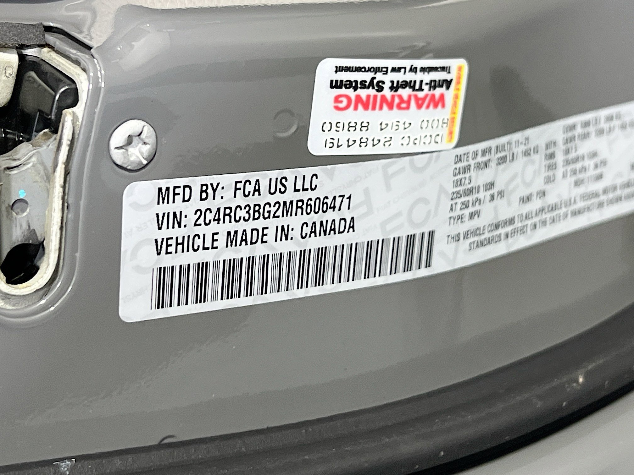 Used 2021 Chrysler Pacifica Touring-L image 32