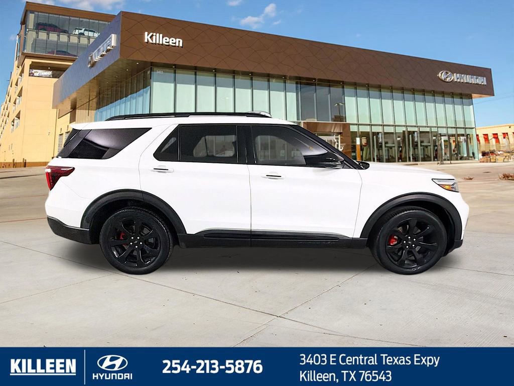 Used 2020 Ford Explorer ST w/ ST Street Pack image 9