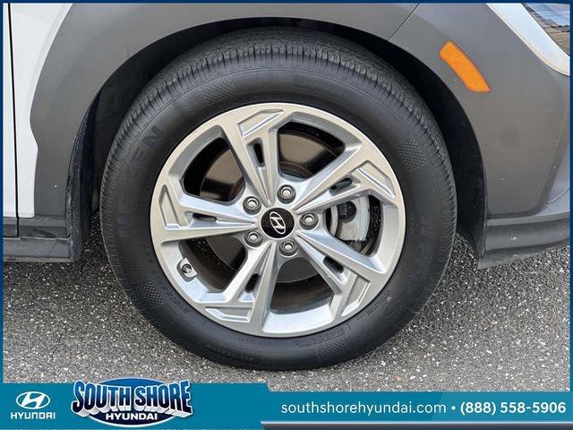 Certified 2023 Hyundai Kona SEL w/ Cargo Package AWD/4WD image 9