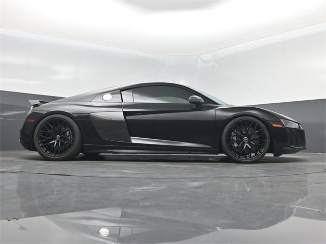 Used 2017 Audi R8 V10 plus image 58