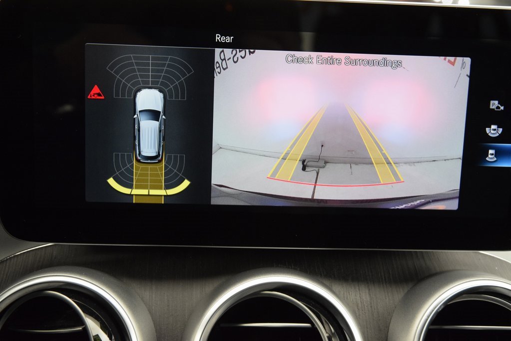 Used 2021 Mercedes-Benz GLC 300 image 28