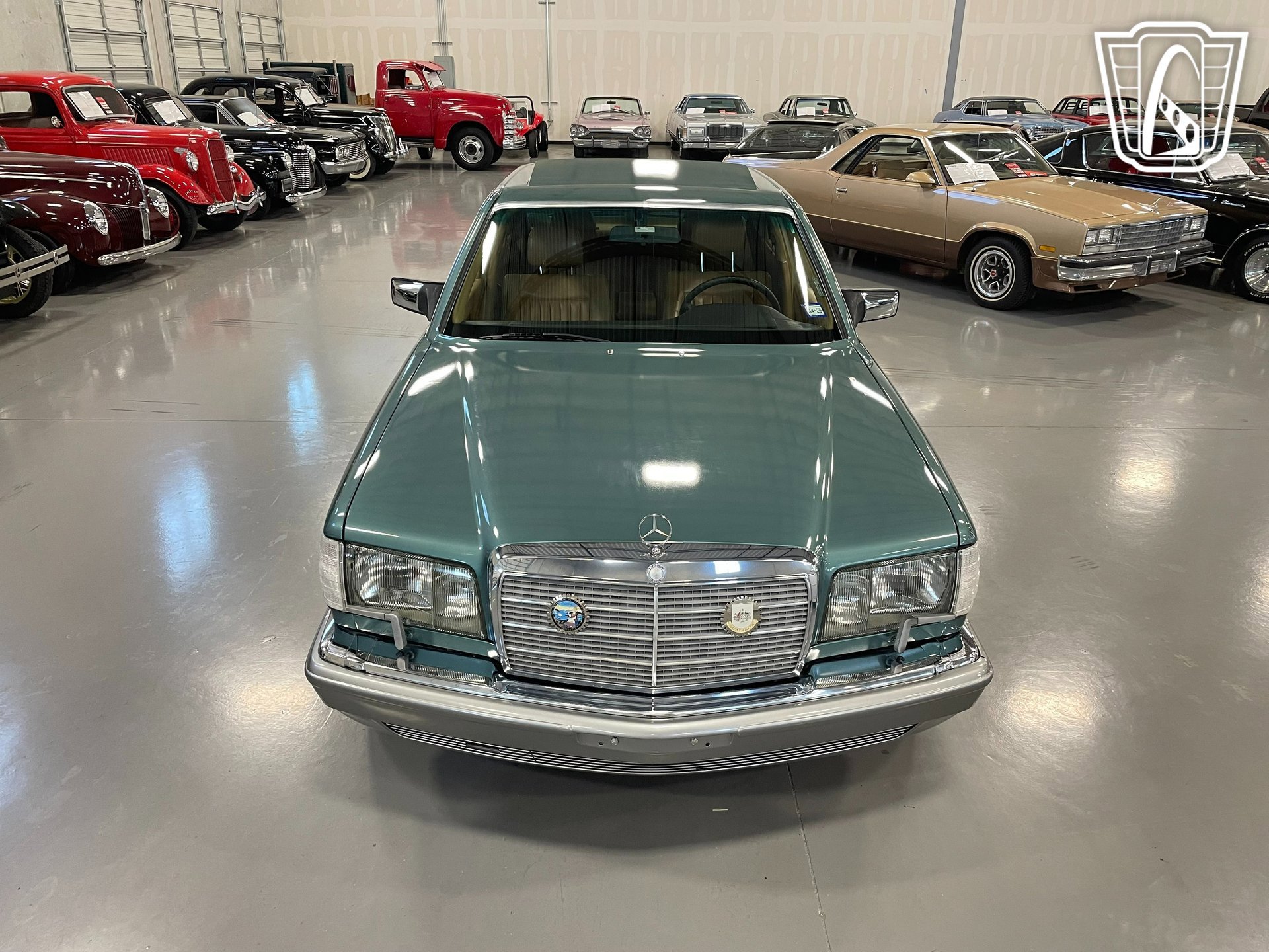 Used 1987 Mercedes-Benz 420 SEL image 3