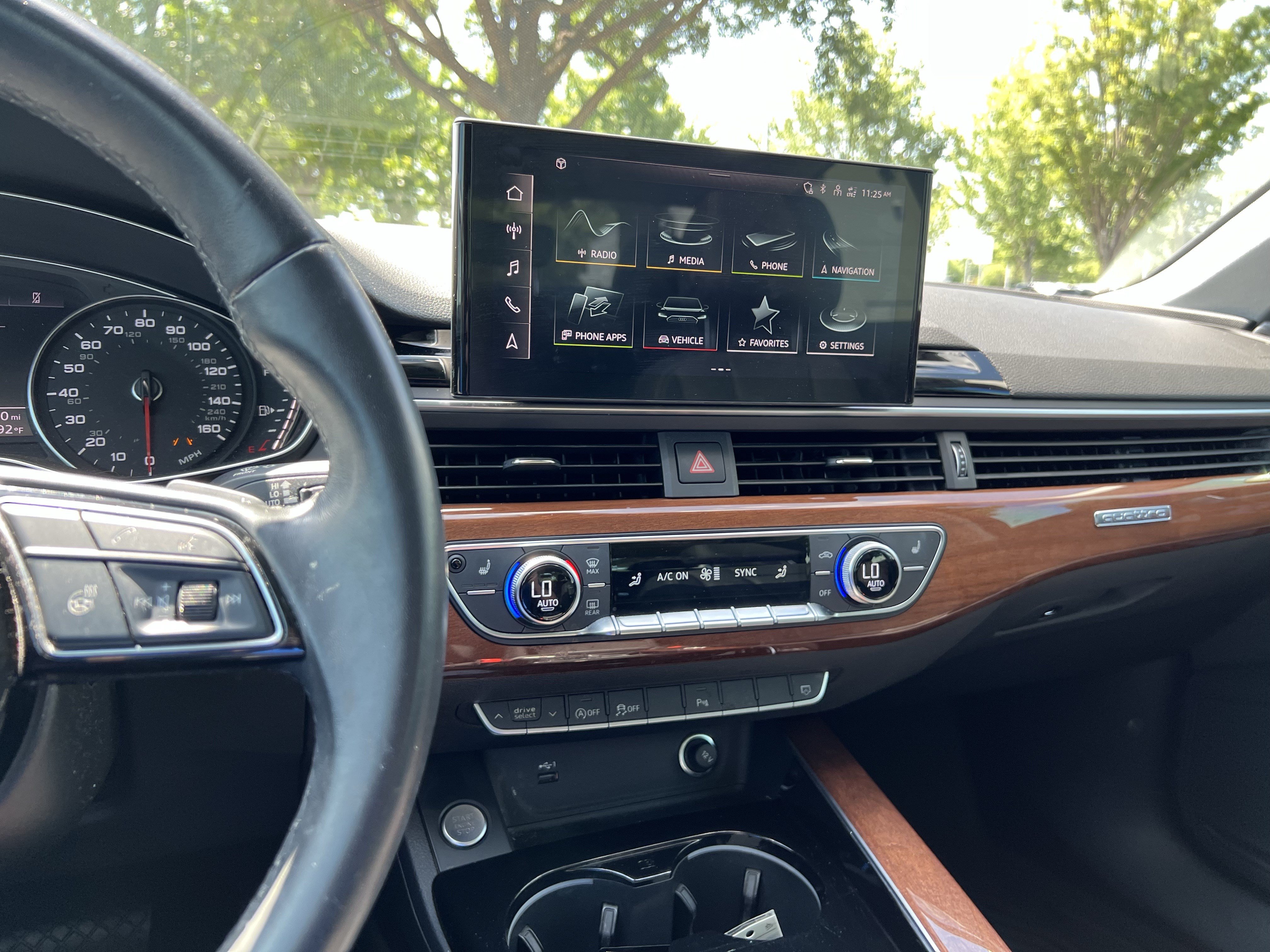 Used 2022 Audi A4 2.0T Premium w/ Convenience Package AWD/4WD image 18