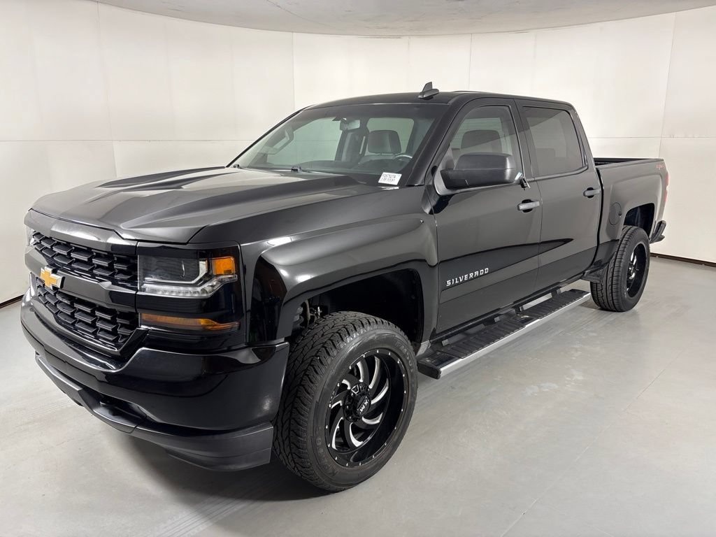 Certified 2018 Chevrolet Silverado 1500 Custom w/ Custom Value Package AWD/4WD image 5