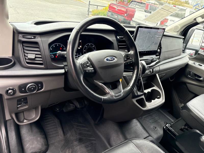 Used 2023 Ford Transit 350 XLT image 33