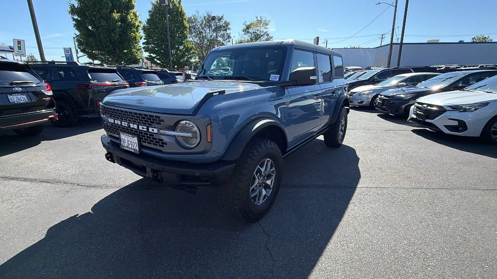 Used 2024 Ford Bronco Badlands AWD/4WD video 1