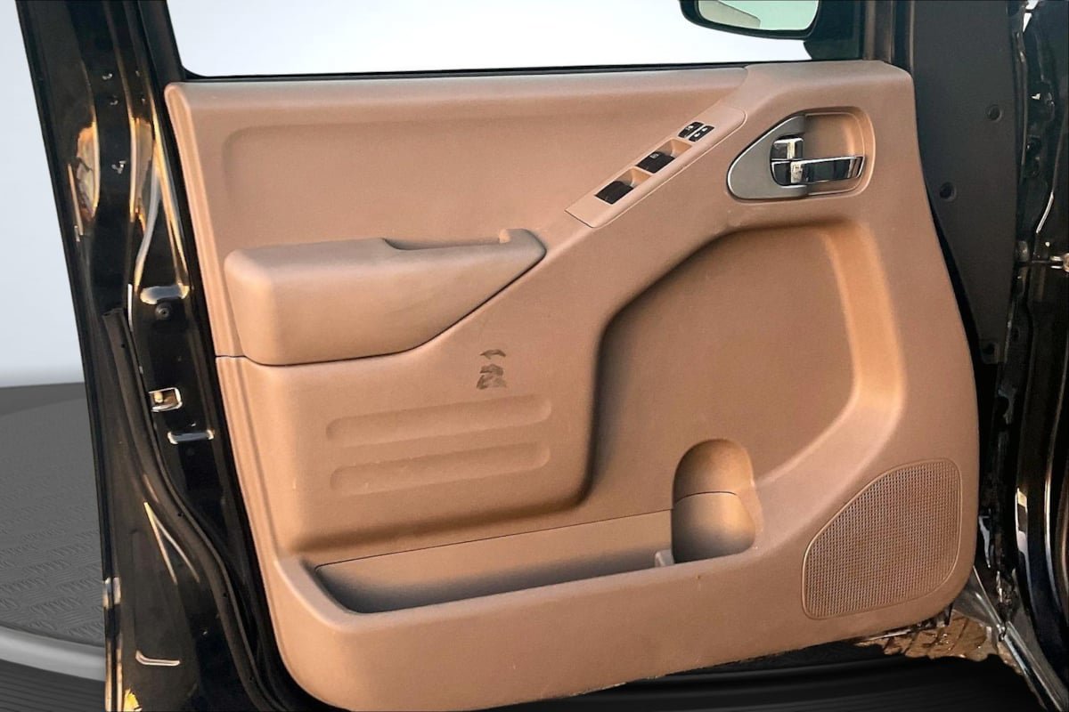 Used 2018 Nissan Frontier SV RWD image 22