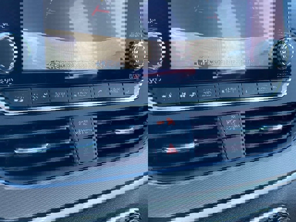 Used 2025 Nissan Altima 2.5 SR image 22