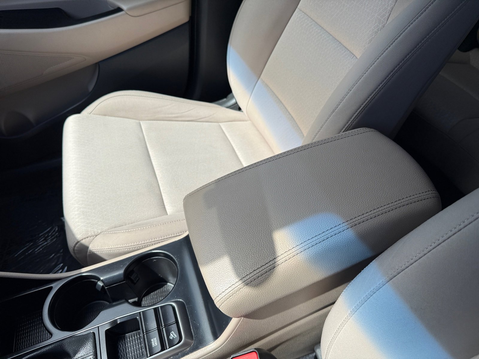 Used 2017 Hyundai Tucson SE FWD image 14