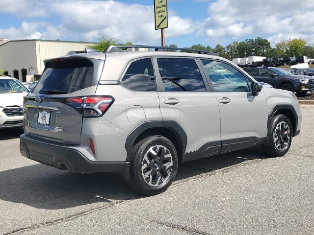 Certified 2026 Subaru Forester Premium w/ Base/Premium Package AWD/4WD image 7