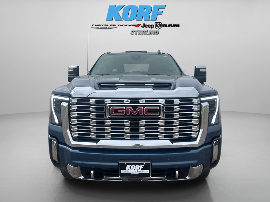 Used 2024 GMC Sierra 2500 Denali w/ Technology Package image 2