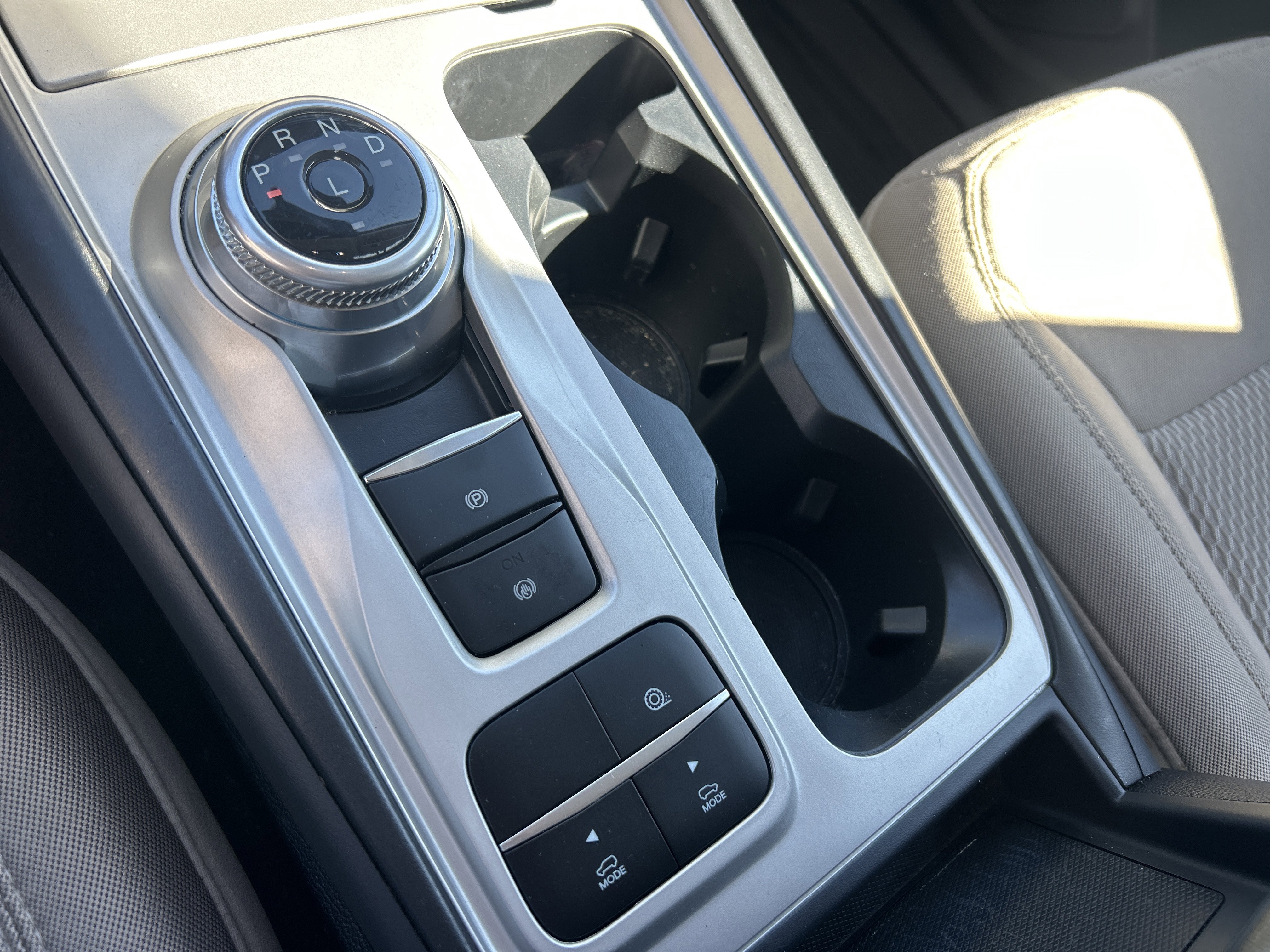 Used 2022 Ford Explorer XLT image 21