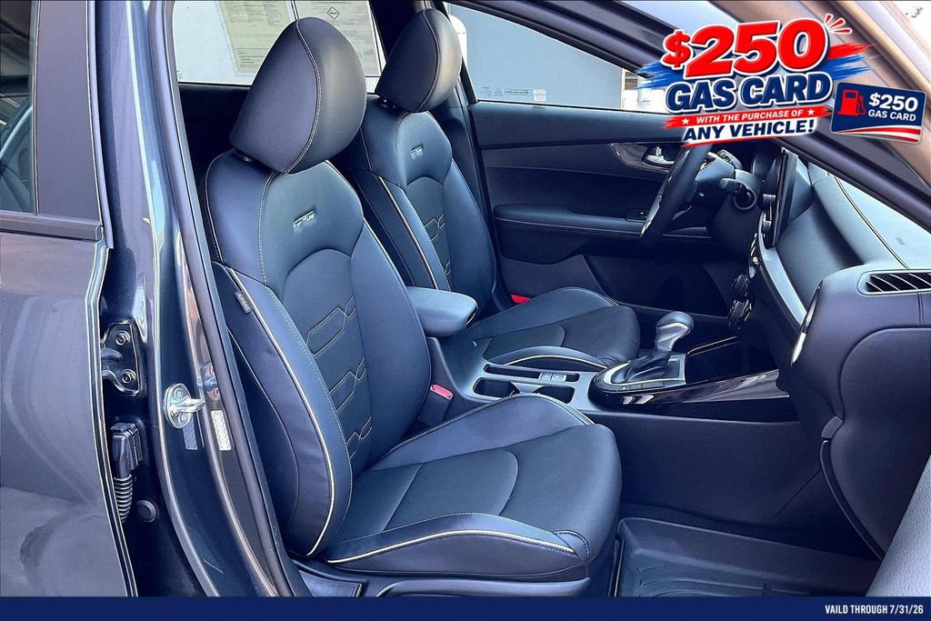 Used 2024 Kia Forte GT-Line w/ GT-Line Premium Package FWD image 7