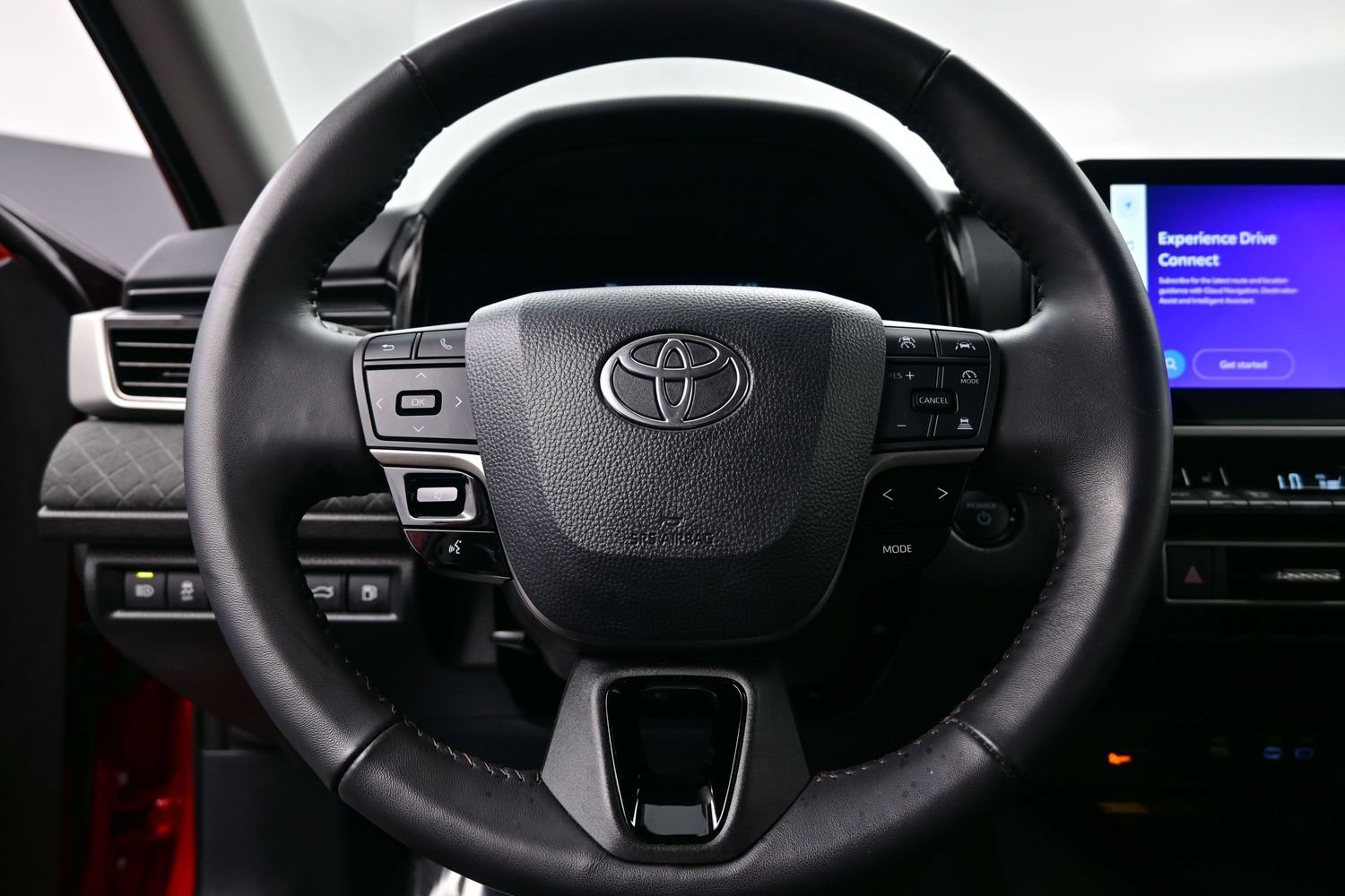 Used 2026 Toyota Camry XLE AWD/4WD image 25