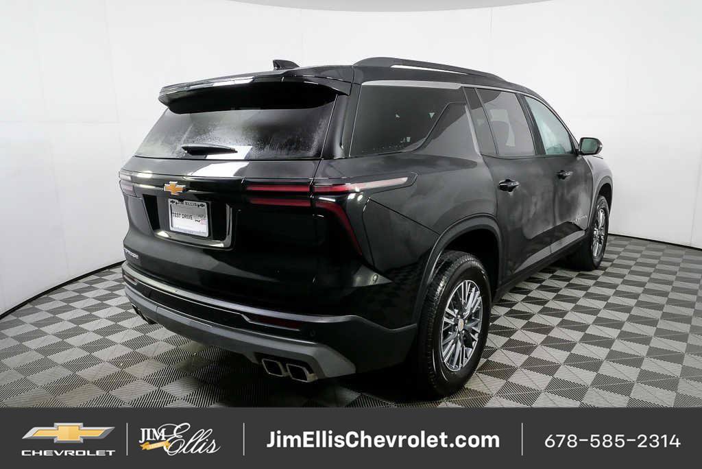 Certified 2025 Chevrolet Traverse LT FWD image 3