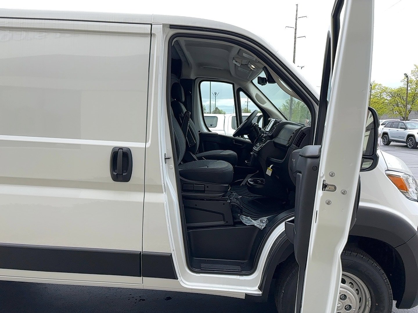 New 2026 RAM ProMaster 1500 w/ Convenience Group FWD image 6