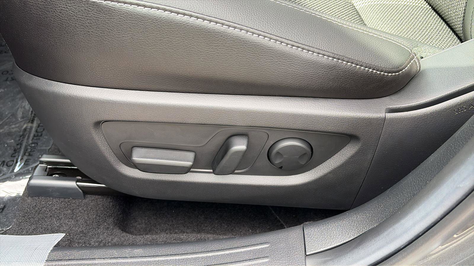 New 2025 MAZDA CX-50 2.5 Hybrid w/ Preferred Pkg image 11