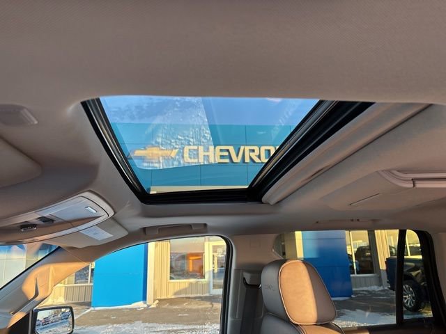 Used 2016 GMC Yukon Denali w/ Open Road Package image 18