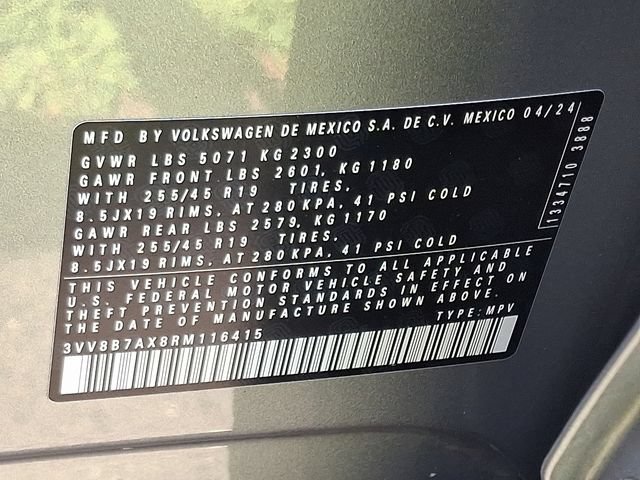 Certified 2024 Volkswagen Tiguan SE R-Line AWD/4WD image 27