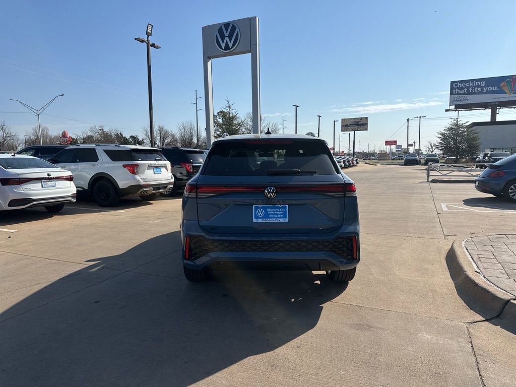 New 2026 Volkswagen Tiguan SE R-Line image 6