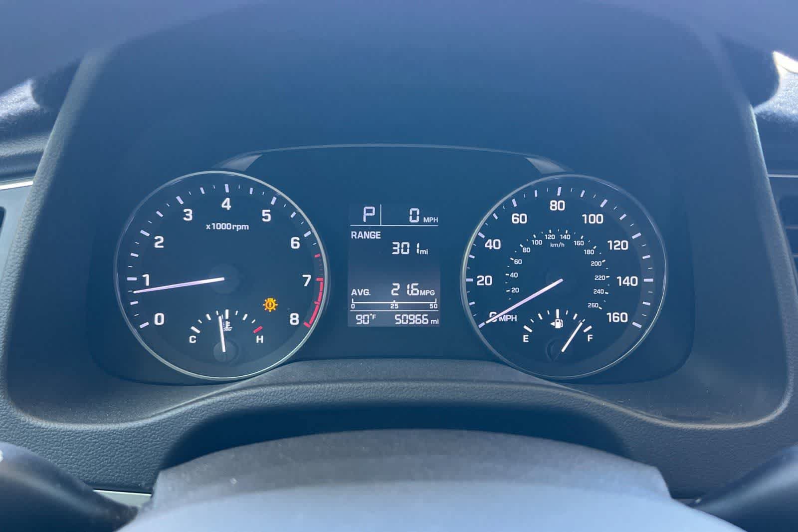 Used 2017 Hyundai Elantra SE FWD image 24