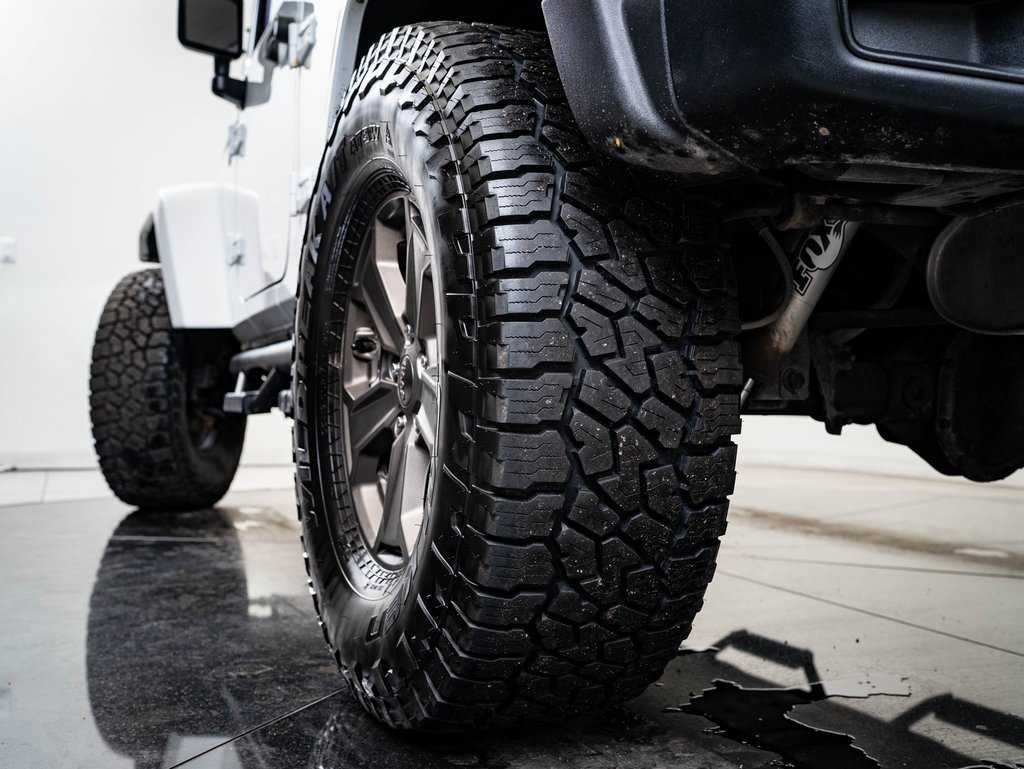 Used 2018 Jeep Wrangler Unlimited Sport image 36