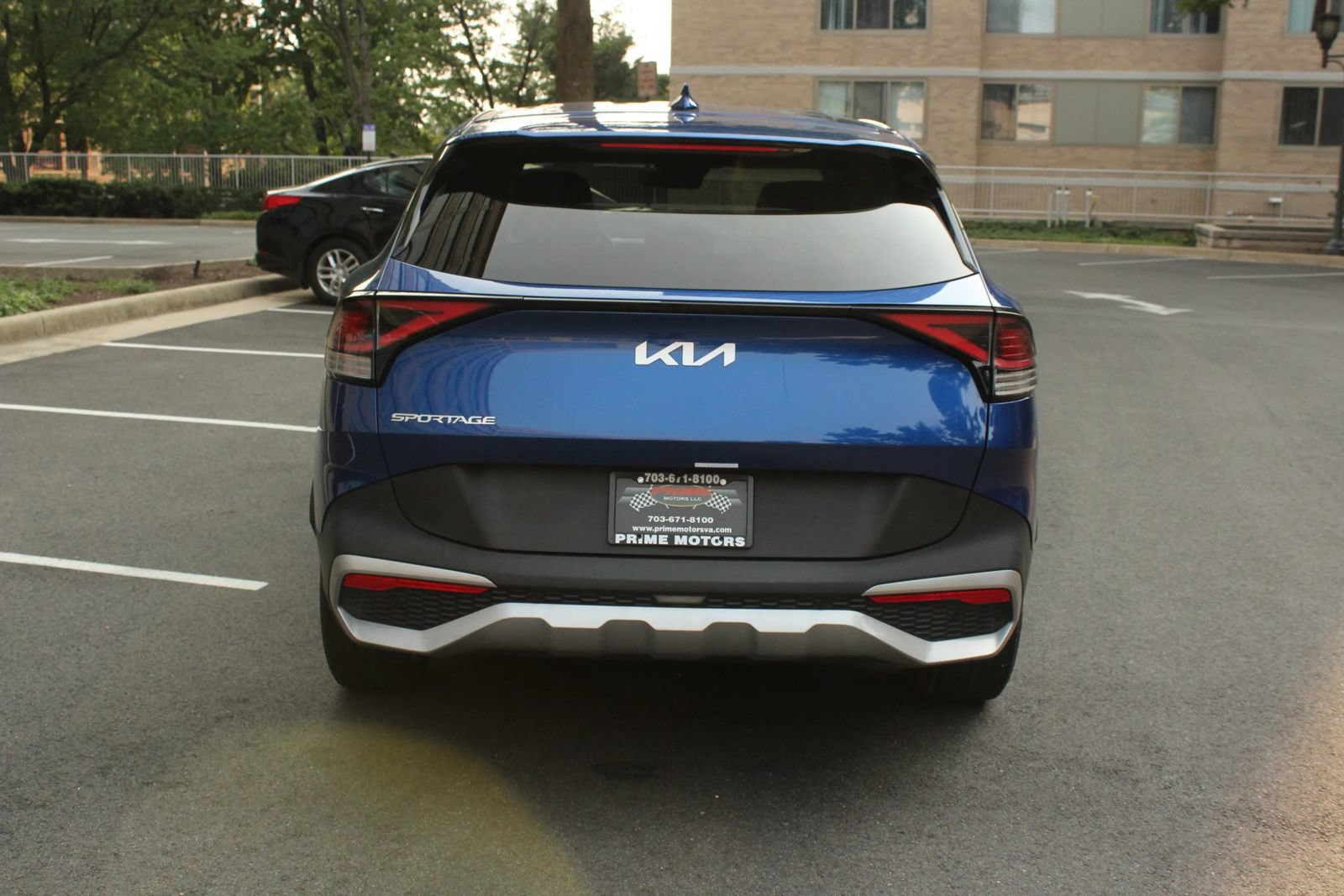 Used 2024 Kia Sportage EX FWD image 8