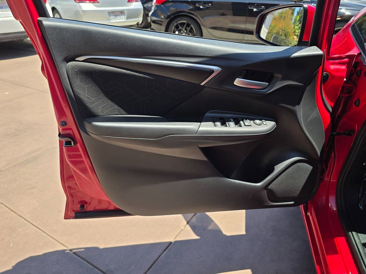Used 2016 Honda Fit EX image 28