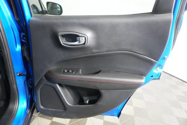 Used 2020 Jeep Compass Trailhawk w/ Cold Weather Group AWD/4WD image 31