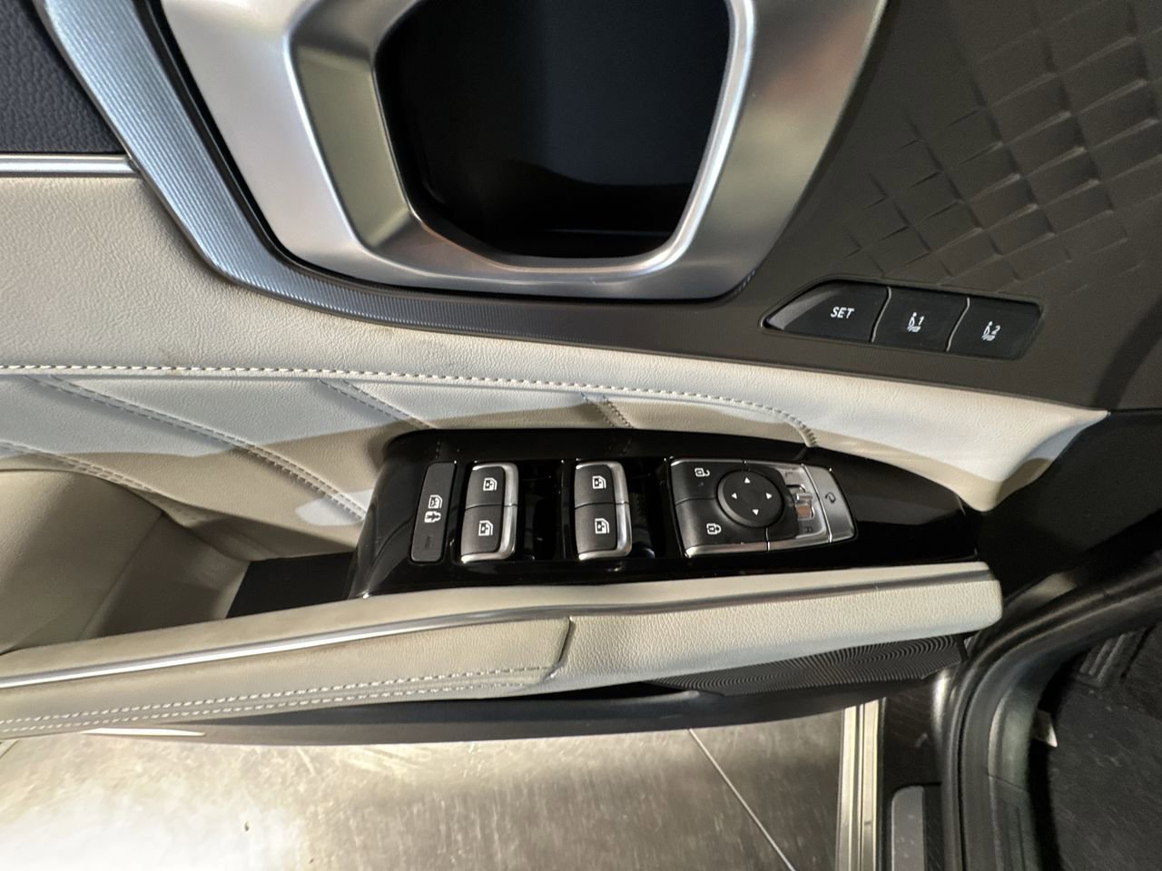 New 2026 Kia Sorento SX Prestige image 19