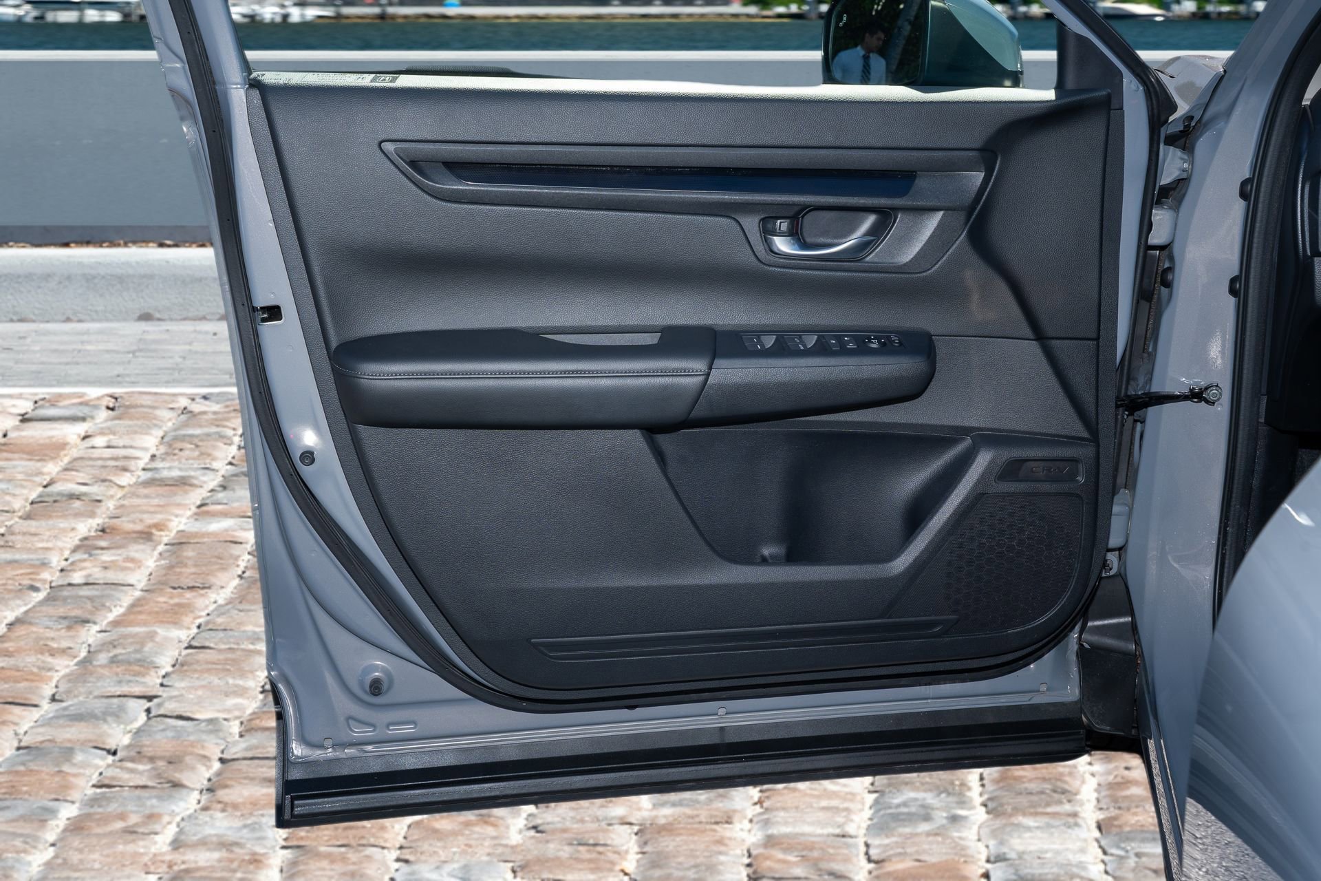 Certified 2025 Honda CR-V EX image 10