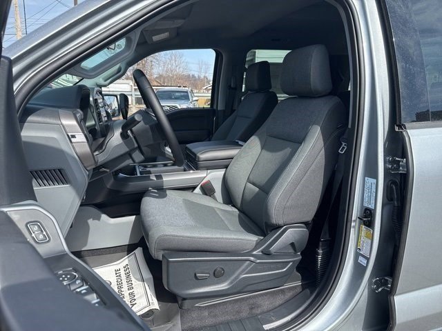 New 2025 Ford F150 XLT w/ Equipment Group 301A Standard image 11