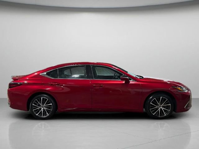 Certified 2024 Lexus ES 300h w/ Premium Package FWD image 2