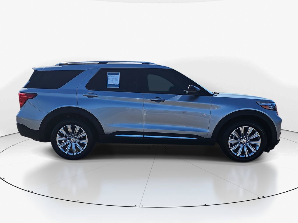 Used 2022 Ford Explorer Limited w/ Equipment Group 301A image 3