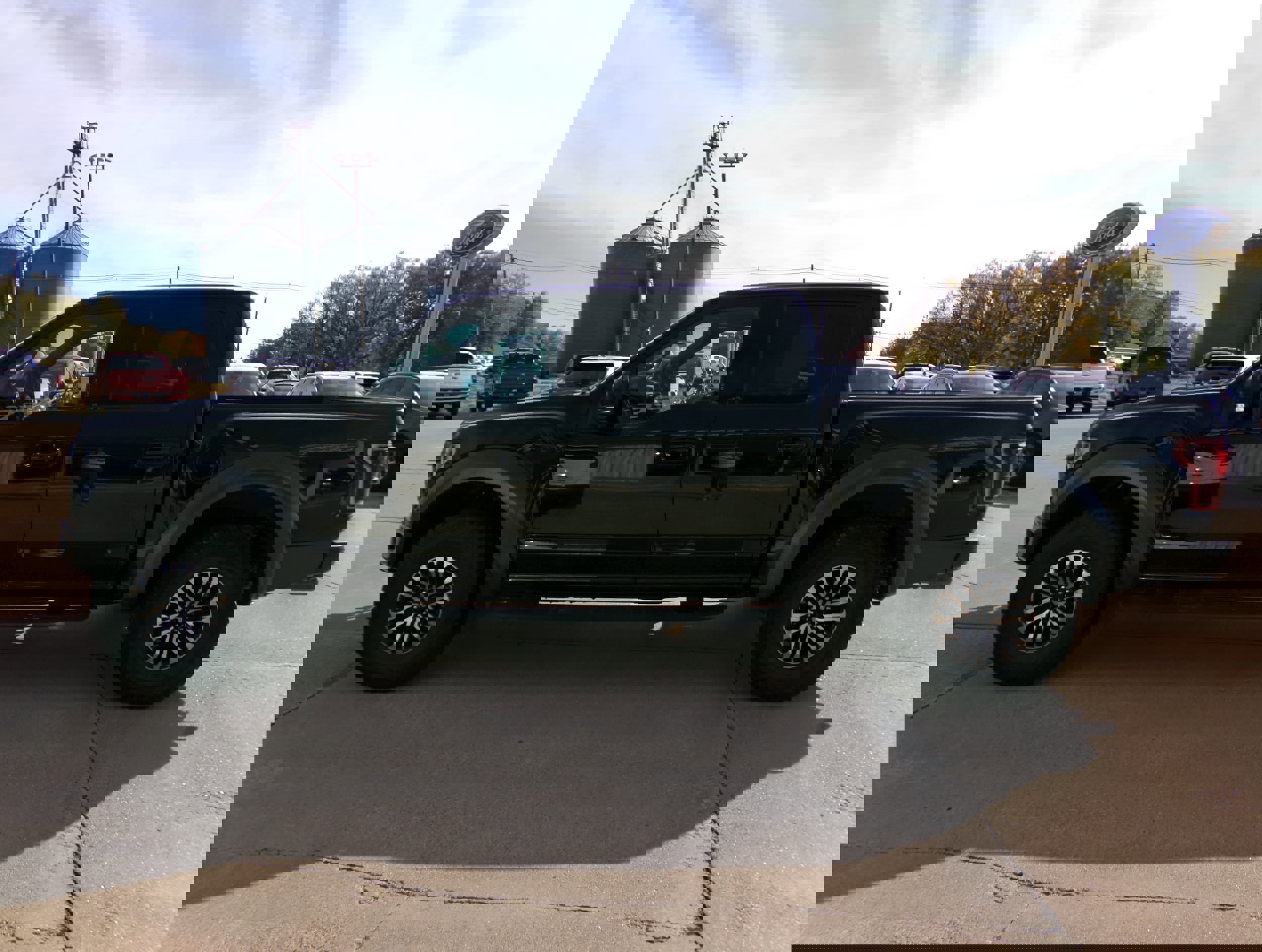 Used 2019 Ford F150 Raptor w/ Equipment Group 802A Luxury image 6