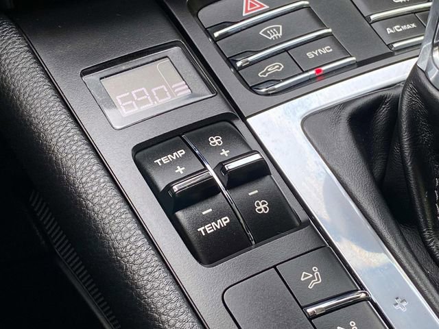 Used 2018 Porsche Macan image 26