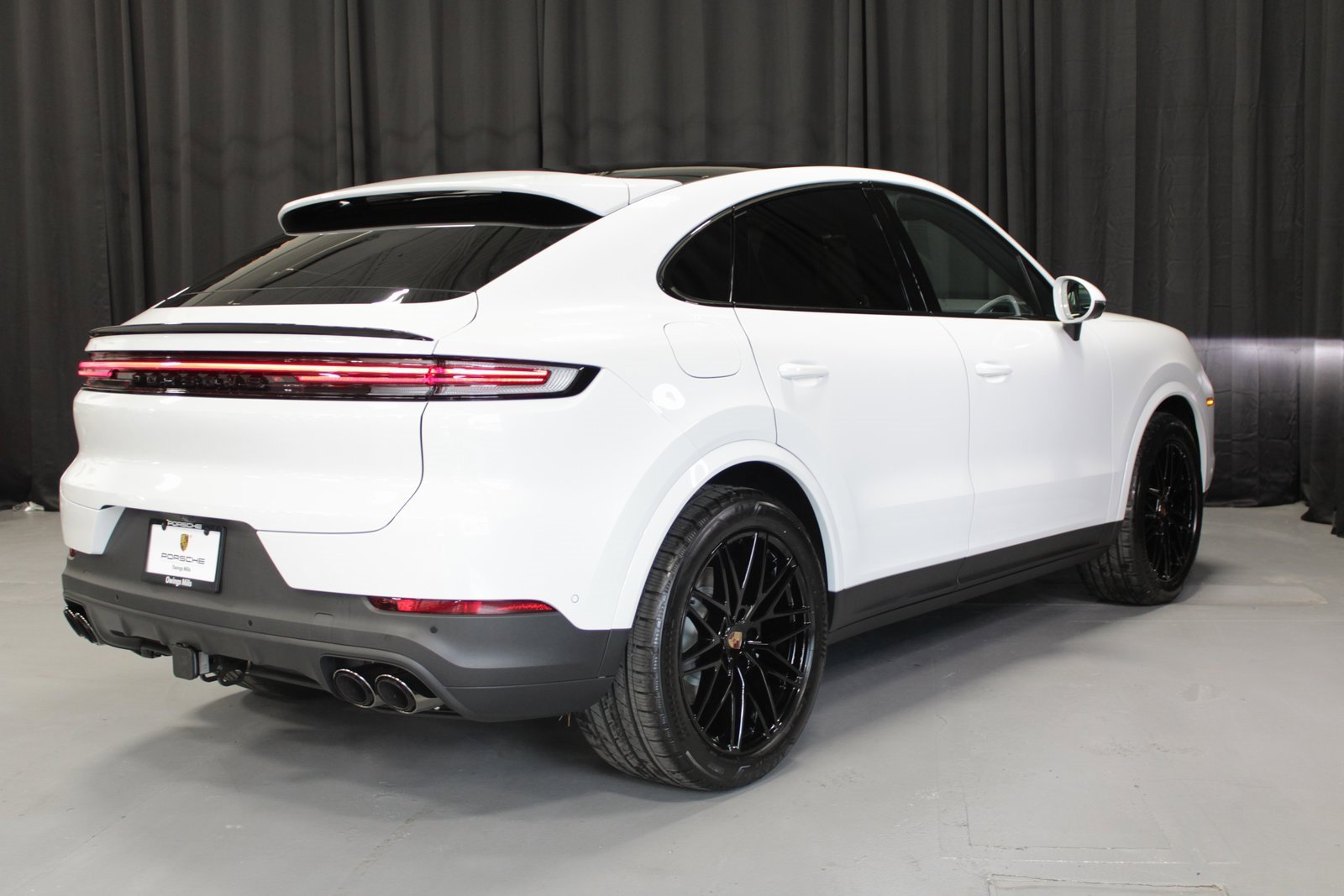 New 2026 Porsche Cayenne S image 7