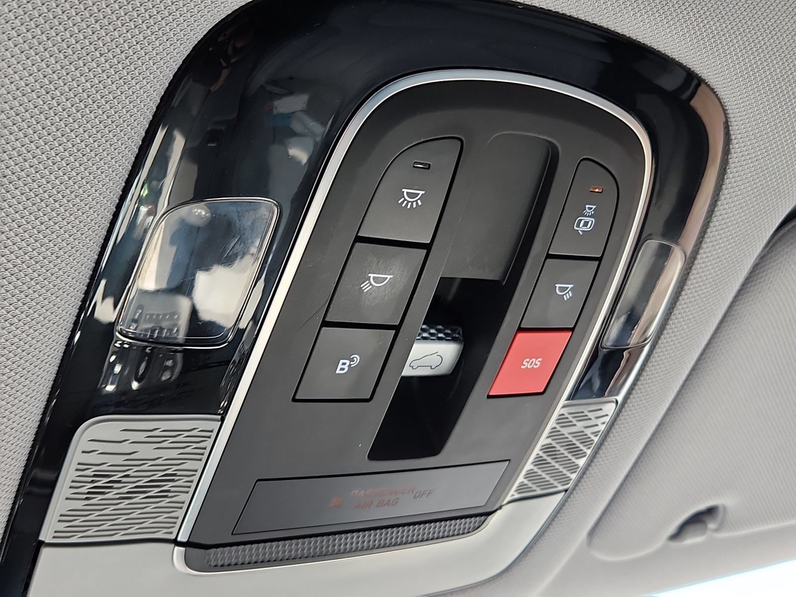 Used 2024 Hyundai Palisade SEL FWD image 17