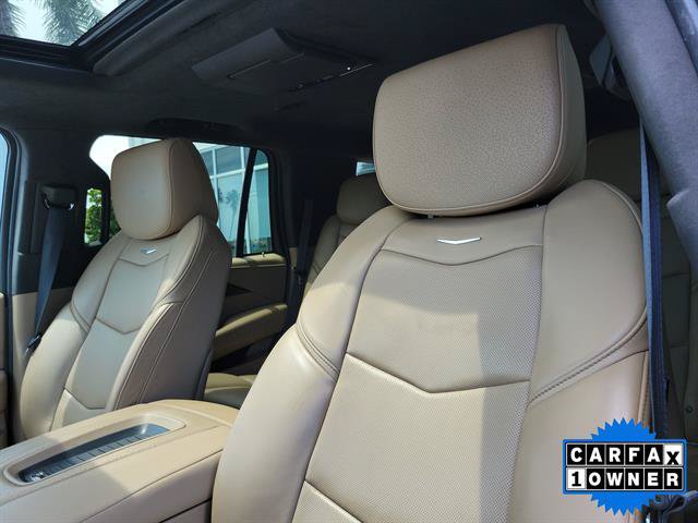 Used 2019 Cadillac Escalade Platinum RWD image 19
