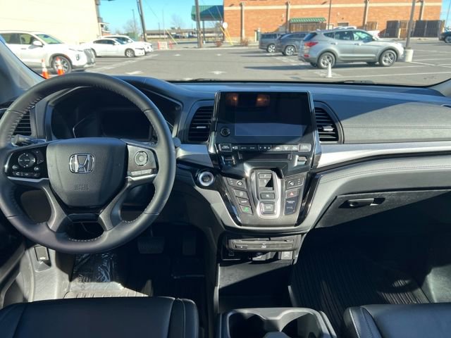 Used 2024 Honda Odyssey Touring image 15